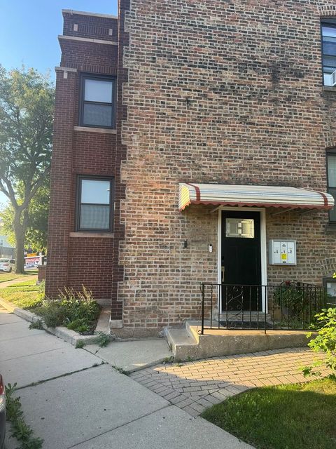 3436 N CENTRAL PARK Avenue 1 Chicago IL 60618
