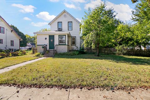 Tiny photo for 1179 S 4th Avenue, Kankakee, IL 60901 (MLS # 12487244)