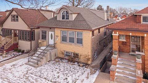 Tiny photo for 2207 N Nagle Avenue, Chicago, IL 60707 (MLS # 12590998)