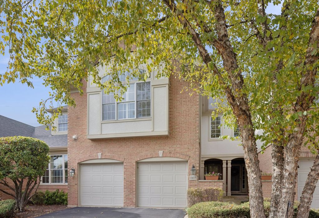 Photo for 1408 Ashbury Drive, Lemont, IL 60439 (MLS # 12506169)