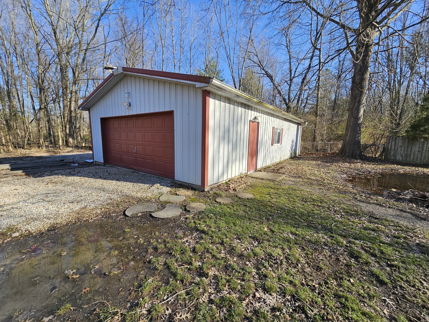 111 W Hickory Street