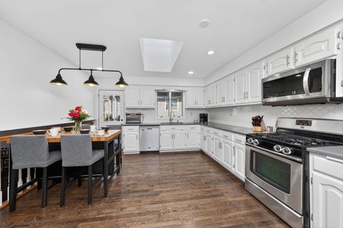 Tiny photo for 3946 Earlston Road, Downers Grove, IL 60515 (MLS # 12567611)