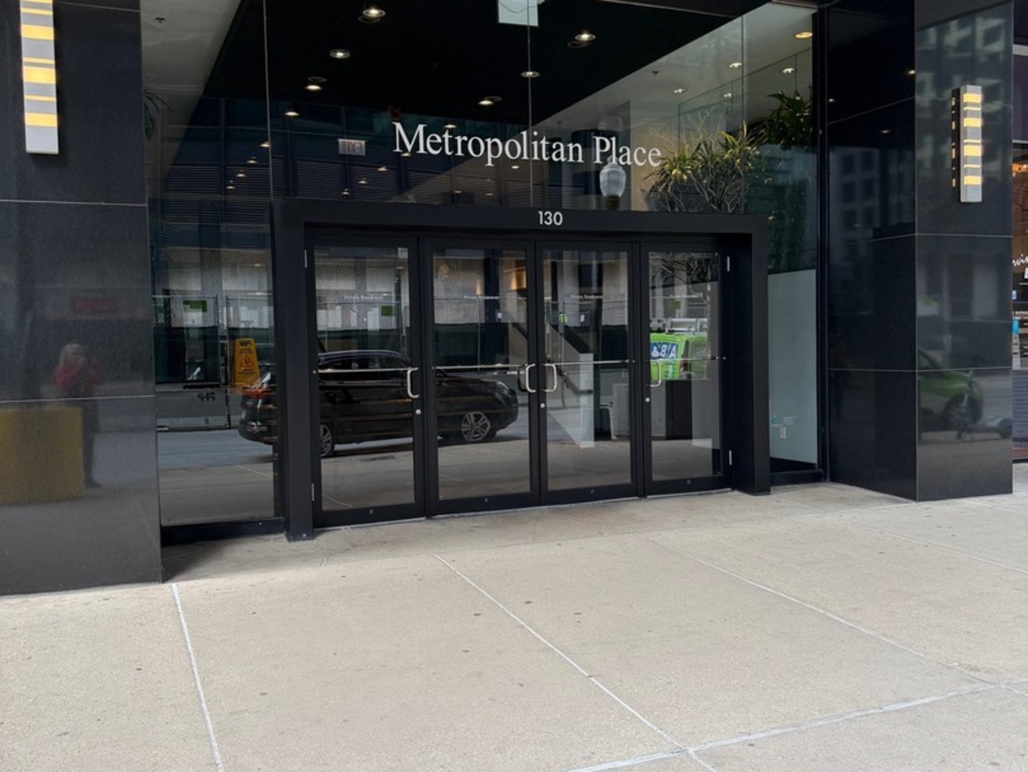 130 S CANAL Street 520