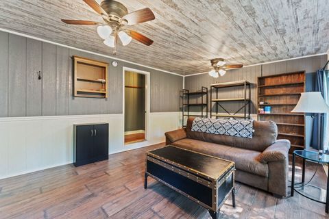 Tiny photo for 26177 W Lakeview Avenue, Ingleside, IL 60041 (MLS # 12557596)