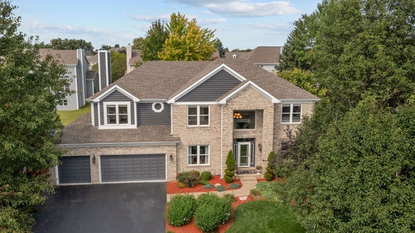503 BARTON CREEK DR, LAKE IN THE HILLS, IL 60156 - Image 82b728b2f3e424e4be2c8f955f10f349/1045759506