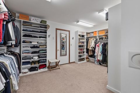 Tiny photo for 15W521 81st Street, Burr Ridge, IL 60527 (MLS # 12464613)