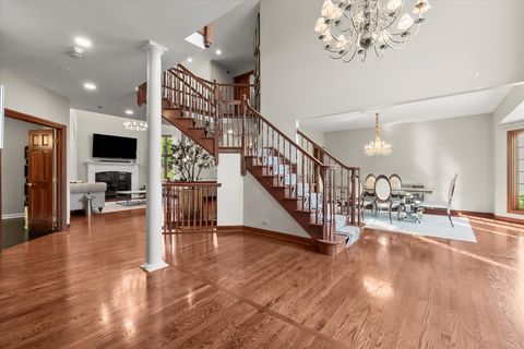 Tiny photo for 15W521 81st Street, Burr Ridge, IL 60527 (MLS # 12464613)