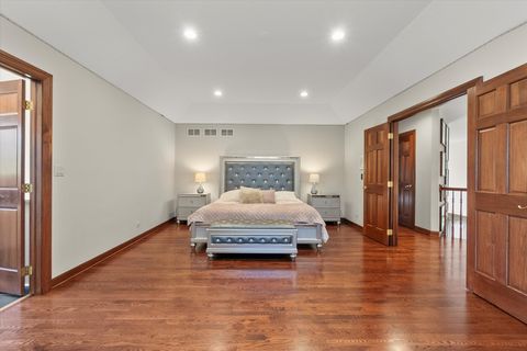 Tiny photo for 15W521 81st Street, Burr Ridge, IL 60527 (MLS # 12464613)