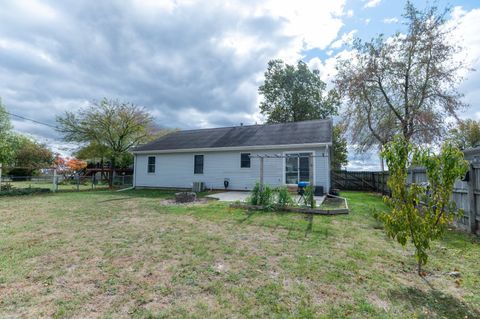 Tiny photo for 155 E Clay Street, El Paso, IL 61738 (MLS # 12499207)