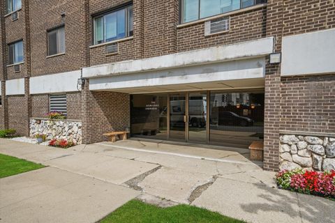 Tiny photo for 7650 W Altgeld Street #306, Elmwood Park, IL 60707 (MLS # 12497110)