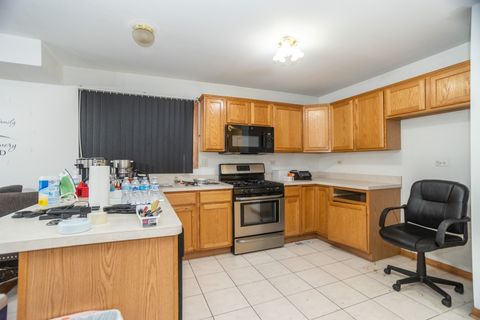Tiny photo for 5304 W 79th Street, Burbank, IL 60459 (MLS # 12496256)