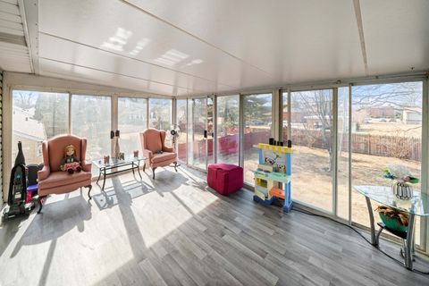 Tiny photo for 220 N Rosedale Avenue, Aurora, IL 60506 (MLS # 12602981)