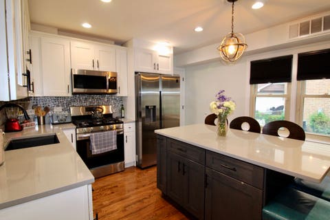 Tiny photo for 11555 S Lee Road, Alsip, IL 60803 (MLS # 12733967)