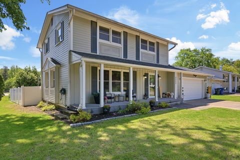 Tiny photo for 2717 E 37th Street, Davenport, IA 52807 (MLS # 12637315)