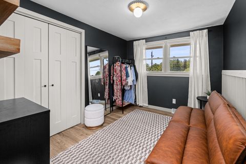 Tiny photo for 2717 E 37th Street, Davenport, IA 52807 (MLS # 12637315)