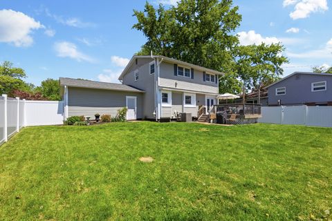 Tiny photo for 2717 E 37th Street, Davenport, IA 52807 (MLS # 12637315)
