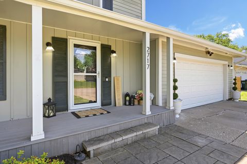 Tiny photo for 2717 E 37th Street, Davenport, IA 52807 (MLS # 12637315)