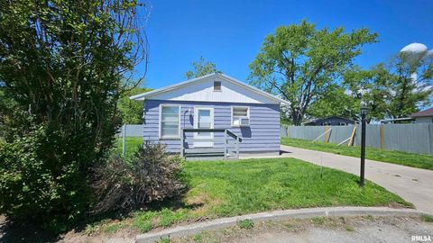 Tiny photo for 84 Yakima Circle, Mcclure, IL 62957 (MLS # EB453397)