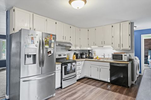 Tiny photo for 1715 Phillippe Drive, Mahomet, IL 61853 (MLS # 12502639)