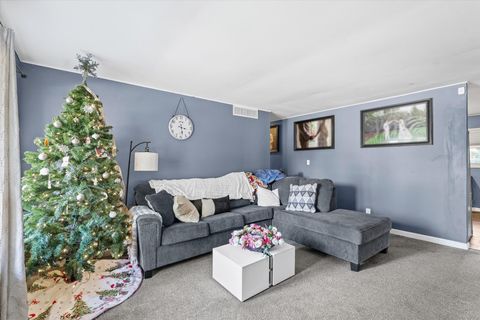 Tiny photo for 1715 Phillippe Drive, Mahomet, IL 61853 (MLS # 12502639)