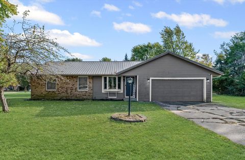 Photo of 1715 Phillippe Drive, Mahomet, IL 61853 (MLS # 12502639)