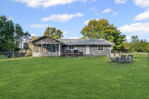 Tiny photo for 1715 Phillippe Drive, Mahomet, IL 61853 (MLS # 12502639)