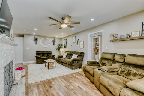 Tiny photo for Elmwood Park, IL 60707 (MLS # 12569222)