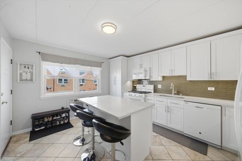 Tiny photo for 5211 N Potawatomie Avenue #206, Chicago, IL 60656 (MLS # 12616531)