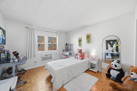 Tiny photo for 5211 N Potawatomie Avenue #206, Chicago, IL 60656 (MLS # 12616531)