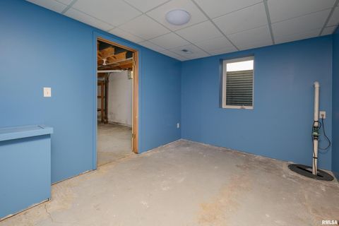 Tiny photo for 4324 SPRING Street, Davenport, IA 52807 (MLS # QC4268779)