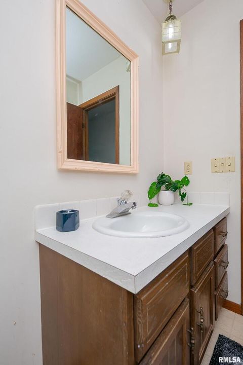 Tiny photo for 4324 SPRING Street, Davenport, IA 52807 (MLS # QC4268779)