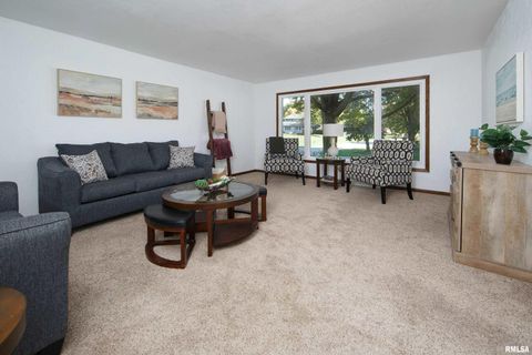 Tiny photo for 4324 SPRING Street, Davenport, IA 52807 (MLS # QC4268779)