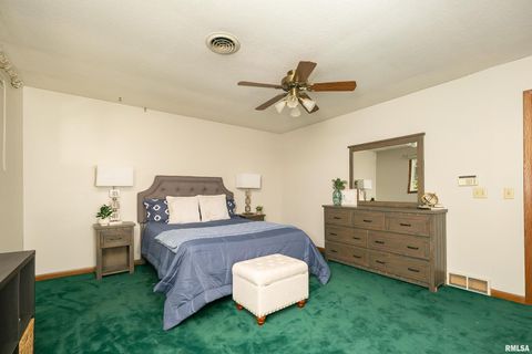 Tiny photo for 4324 SPRING Street, Davenport, IA 52807 (MLS # QC4268779)