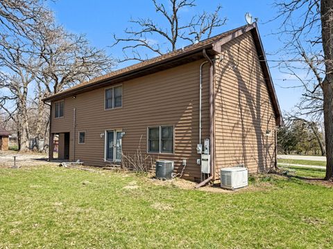 Tiny photo for 167 N Eagle Island Road, Kankakee, IL 60901 (MLS # 12604953)