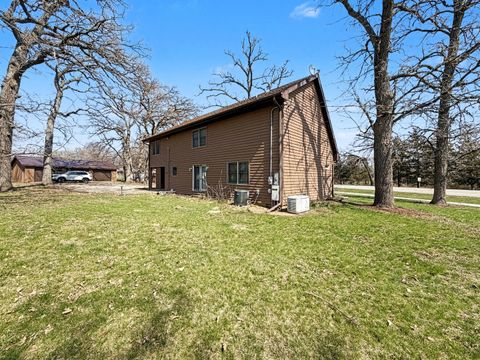 Tiny photo for 167 N Eagle Island Road, Kankakee, IL 60901 (MLS # 12604953)