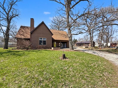Photo of 167 N Eagle Island Road, Kankakee, IL 60901 (MLS # 12604953)