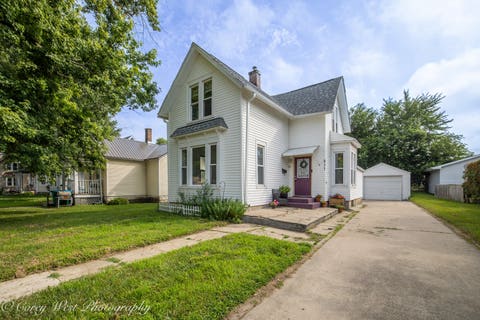 Photo of 511 3rd Avenue, Rock Falls, IL 61071 (MLS # 12684310)