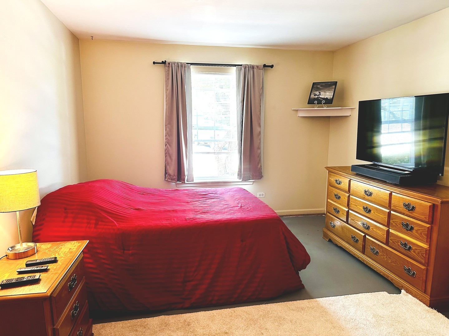 1104 Yorkshire Court Unit-B