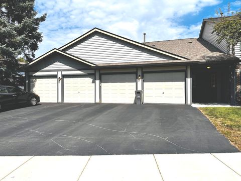 Tiny photo for 1104 Yorkshire Court #Unit-B, Elgin, IL 60120 (MLS # 12469122)
