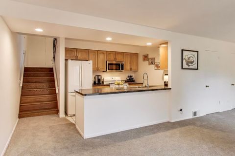 Tiny photo for 601 Carriage Hill Drive, Glenview, IL 60025 (MLS # 12522773)