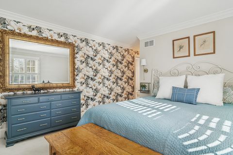 Tiny photo for 320 Washington Street, Barrington, IL 60010 (MLS # 12518180)