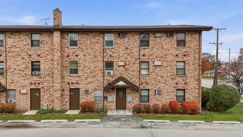 Photo of 3821 W 123rd Street #301, Alsip, IL 60803 (MLS # 12522497)