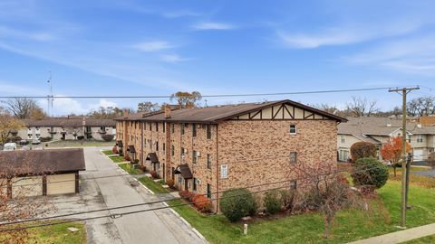 Tiny photo for 3821 W 123rd Street #301, Alsip, IL 60803 (MLS # 12522497)
