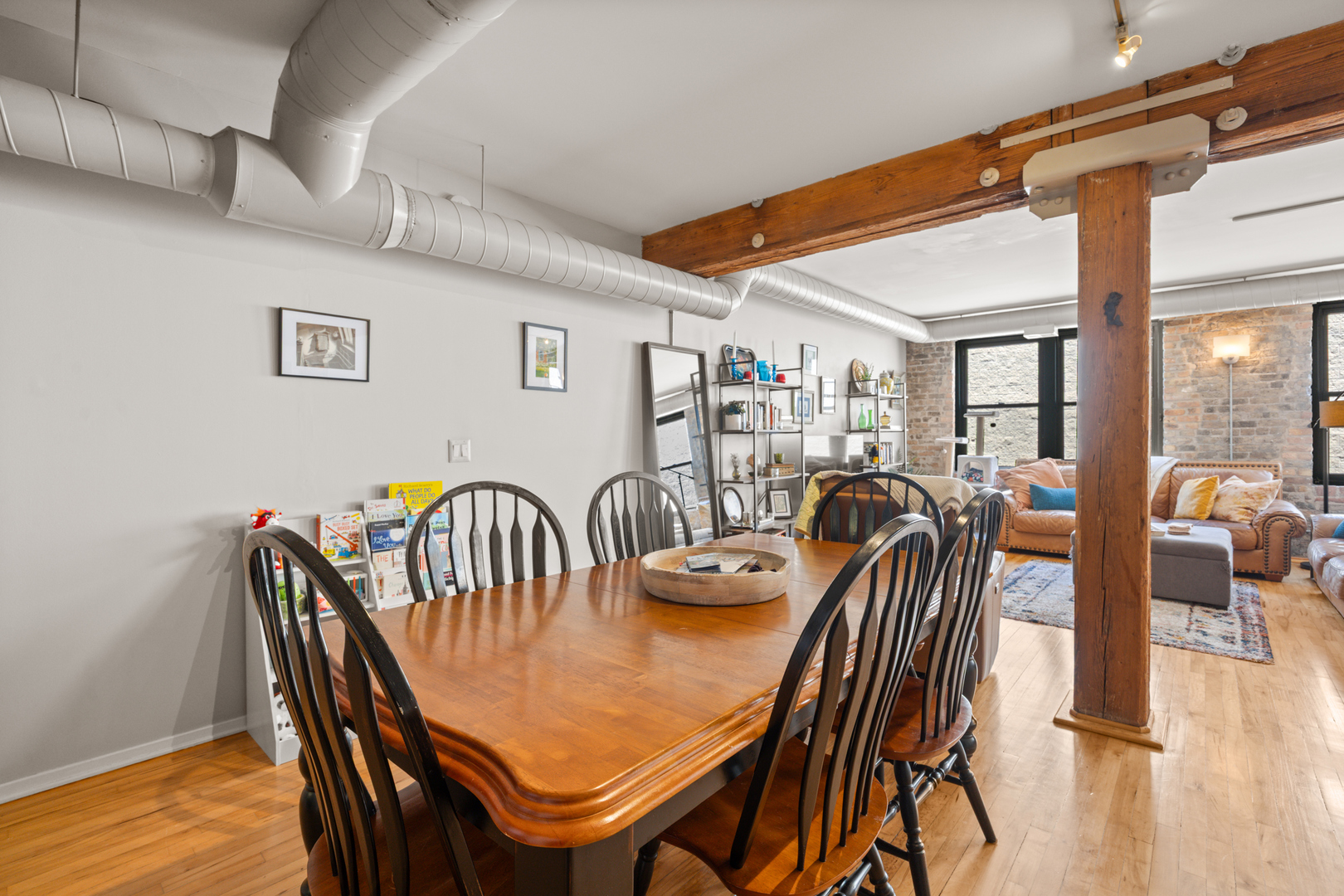 515 N Noble Street 310