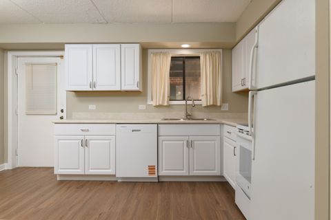 Tiny photo for 953 N Rohlwing Road #GB, Addison, IL 60101 (MLS # 12452303)