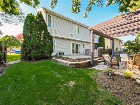 Tiny photo for 2011 Crossing Lane, Naperville, IL 60540 (MLS # 12784872)