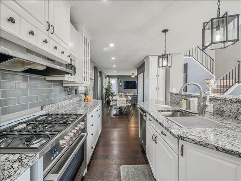 Tiny photo for 2011 Crossing Lane, Naperville, IL 60540 (MLS # 12784872)
