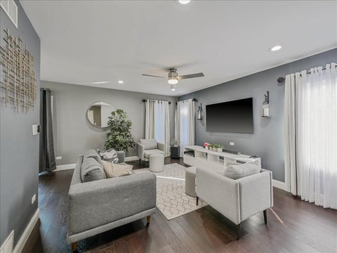 Tiny photo for 2011 Crossing Lane, Naperville, IL 60540 (MLS # 12784872)
