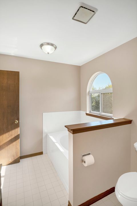 Tiny photo for 769 White Pine Circle, Lake In The Hills, IL 60156 (MLS # 12499291)