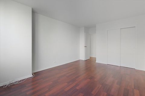 Tiny photo for 3900 N Lake Shore Drive #17G, Chicago, IL 60613 (MLS # 12521637)